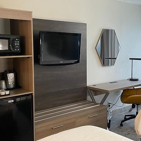 Holiday Inn Express Burlington By Ihg Kültér fotó