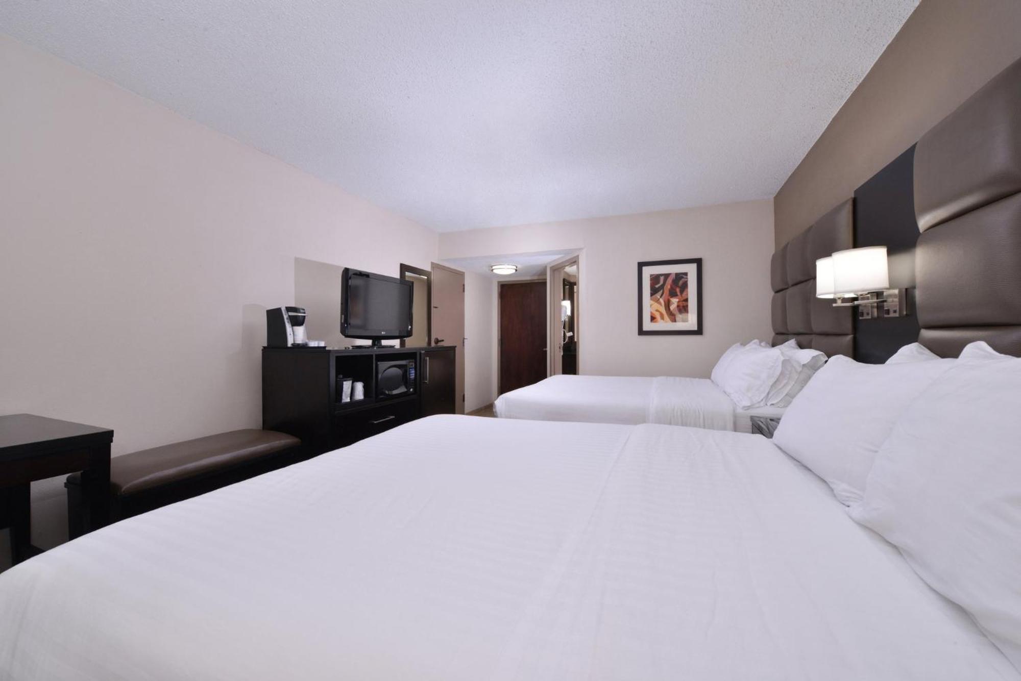 Holiday Inn Express Burlington By Ihg Kültér fotó