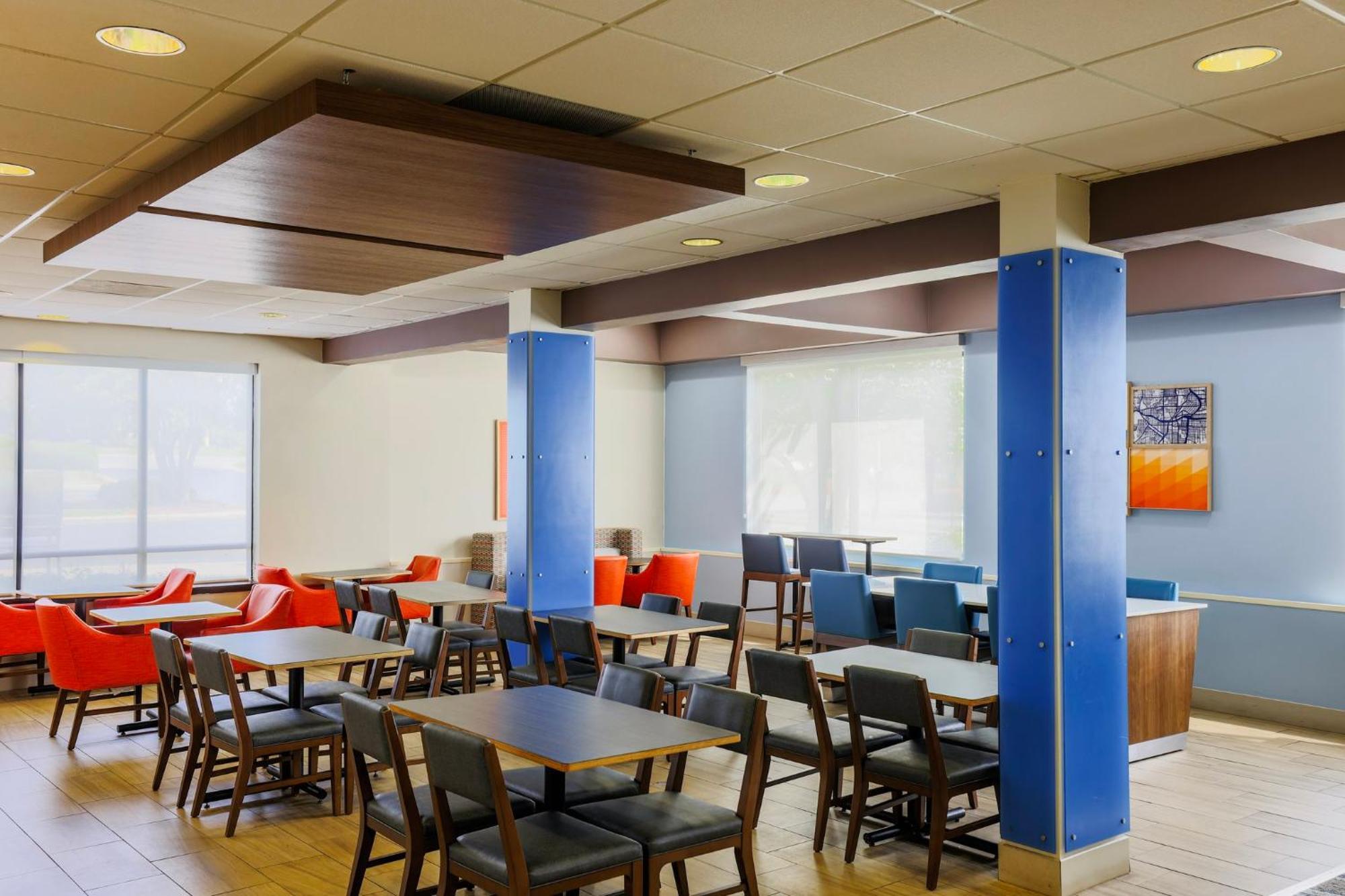 Holiday Inn Express Burlington By Ihg Kültér fotó