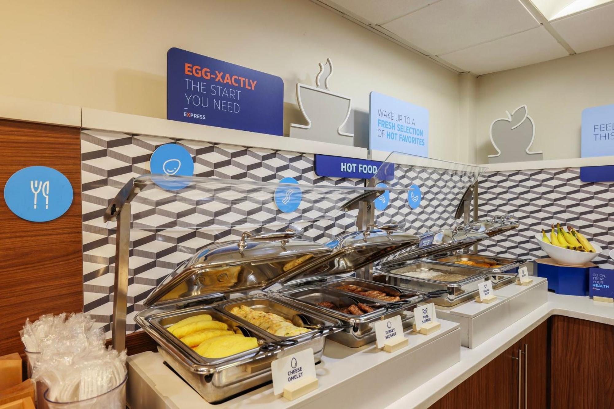 Holiday Inn Express Burlington By Ihg Kültér fotó