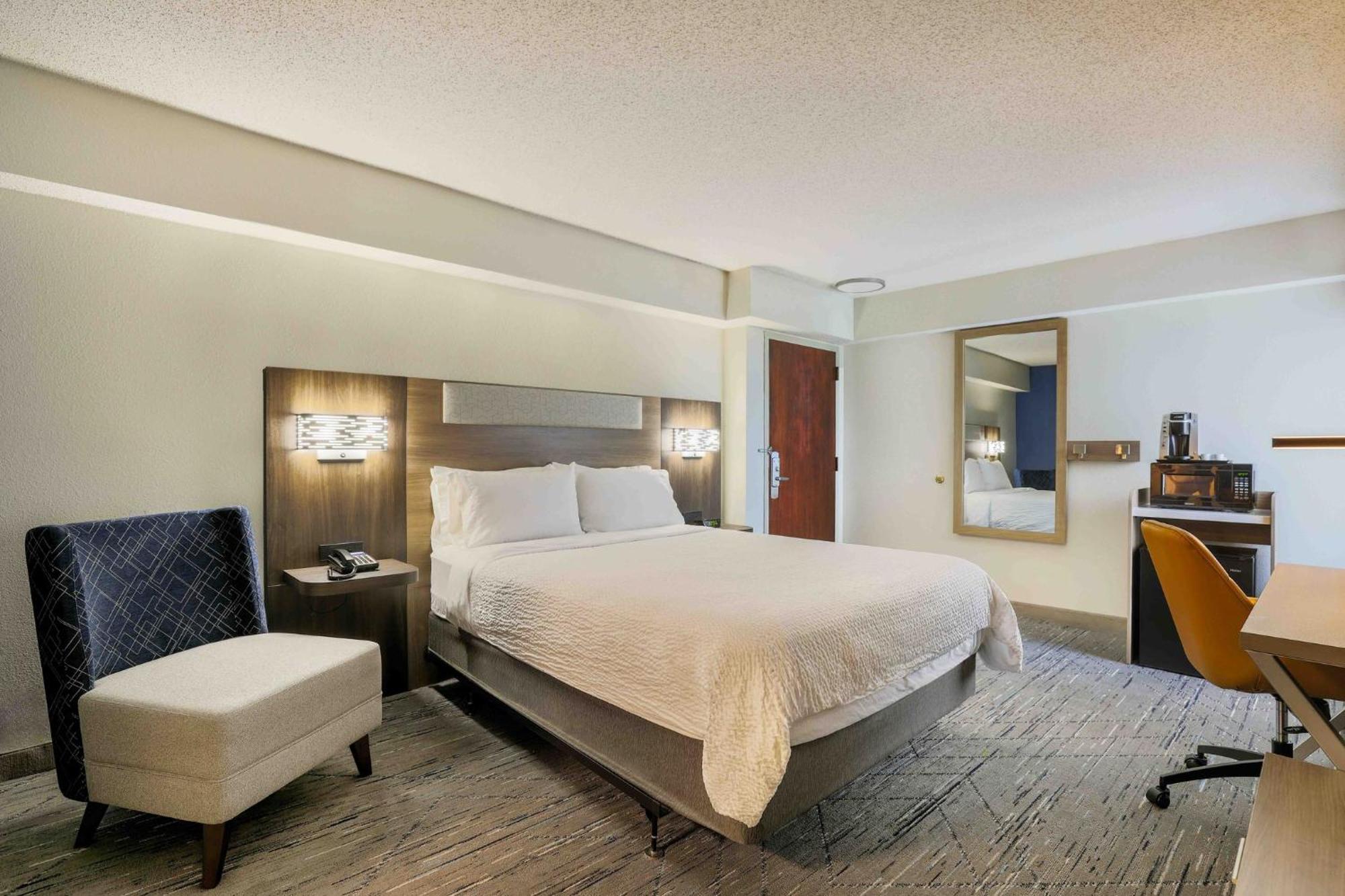 Holiday Inn Express Burlington By Ihg Kültér fotó