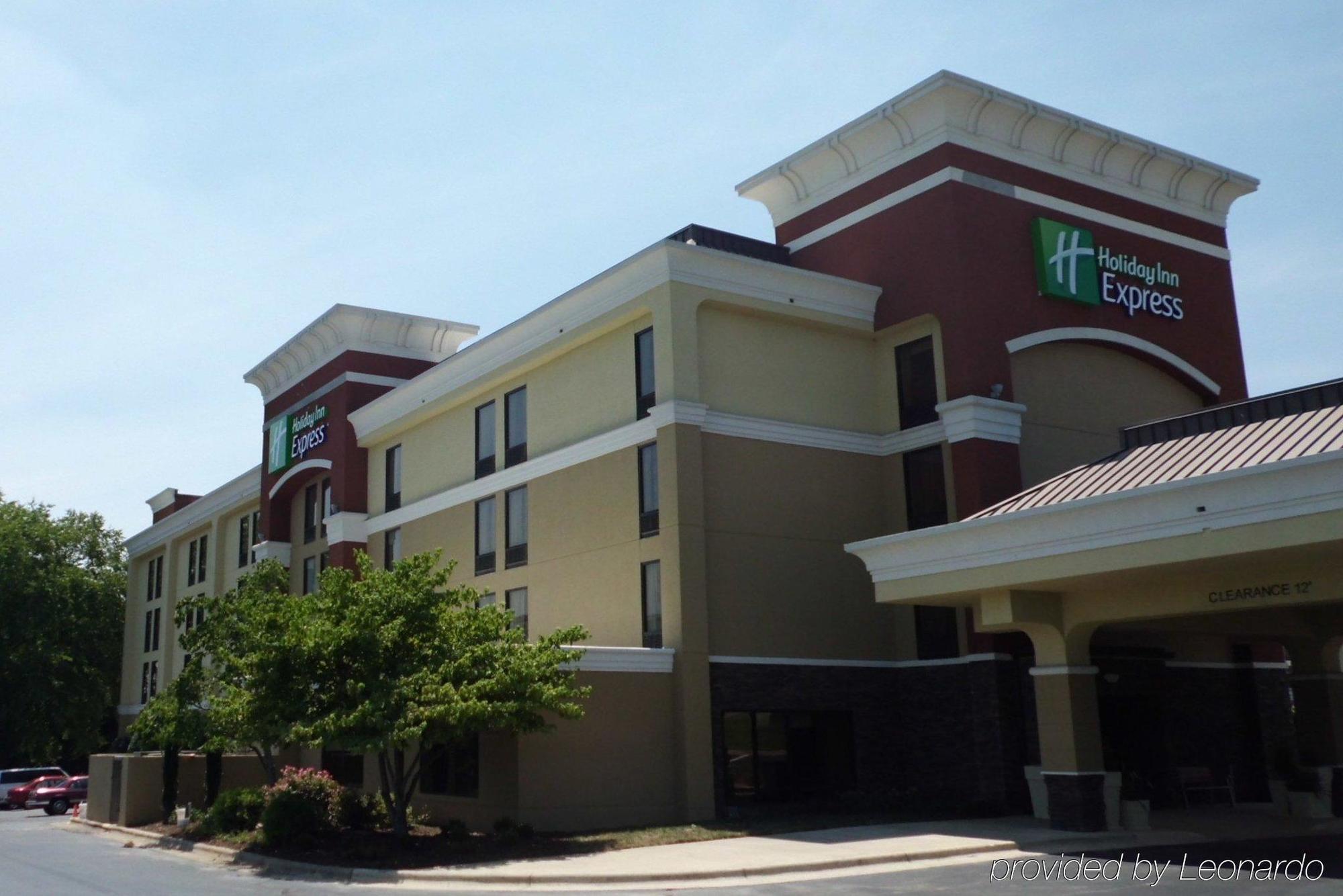 Holiday Inn Express Burlington By Ihg Kültér fotó
