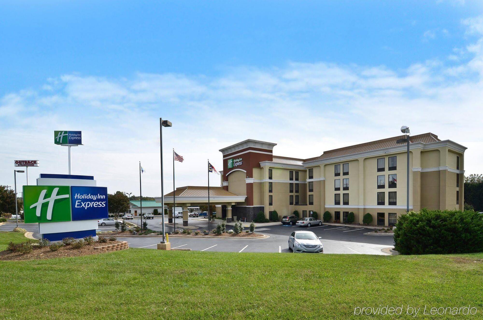 Holiday Inn Express Burlington By Ihg Kültér fotó